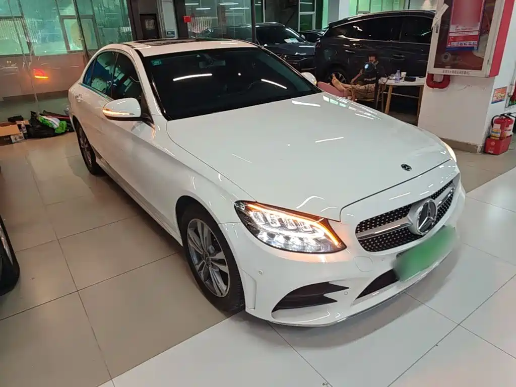 Mercedes-Benz C-Class 2019