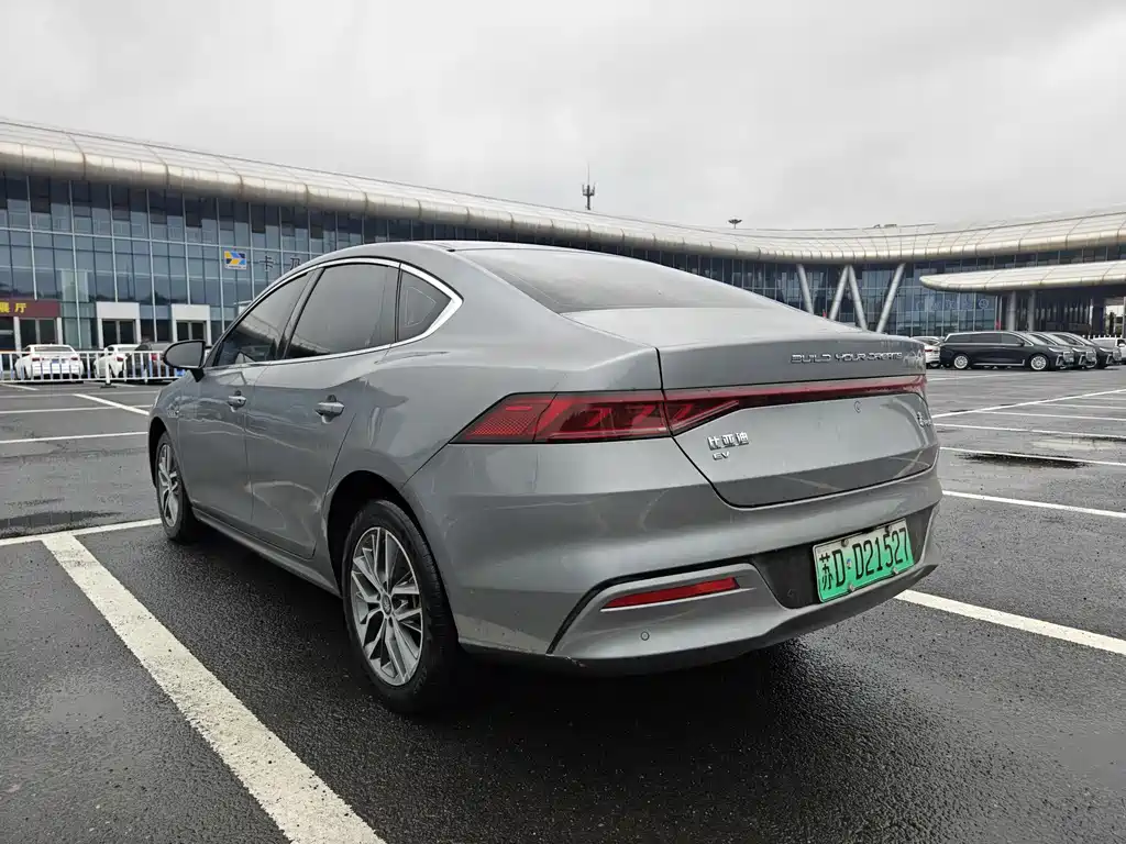 BYD Qin PLUS 2023 — фото 7