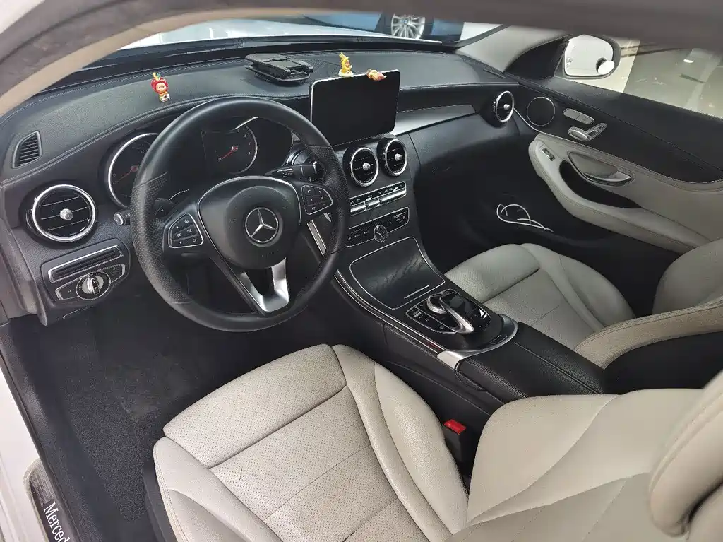 Mercedes-Benz C-Class 2015 — фото 18