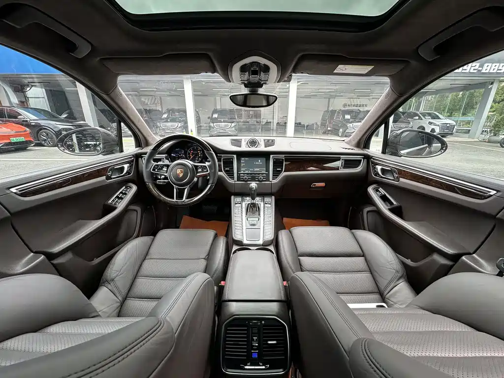 Porsche Macan 2014 — фото 10