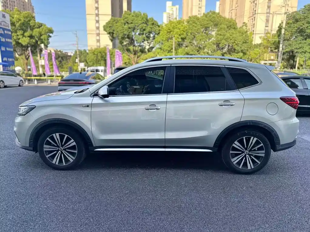 Roewe RX5 New Energy 2018