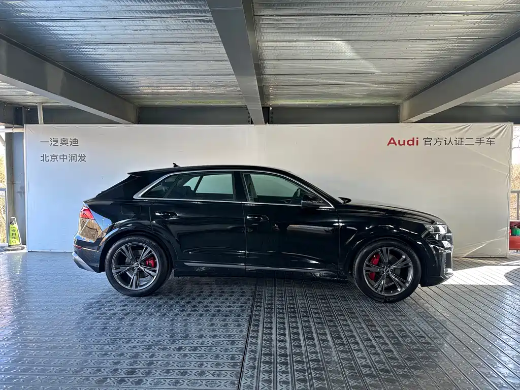 Audi Q8 2025 — фото 3