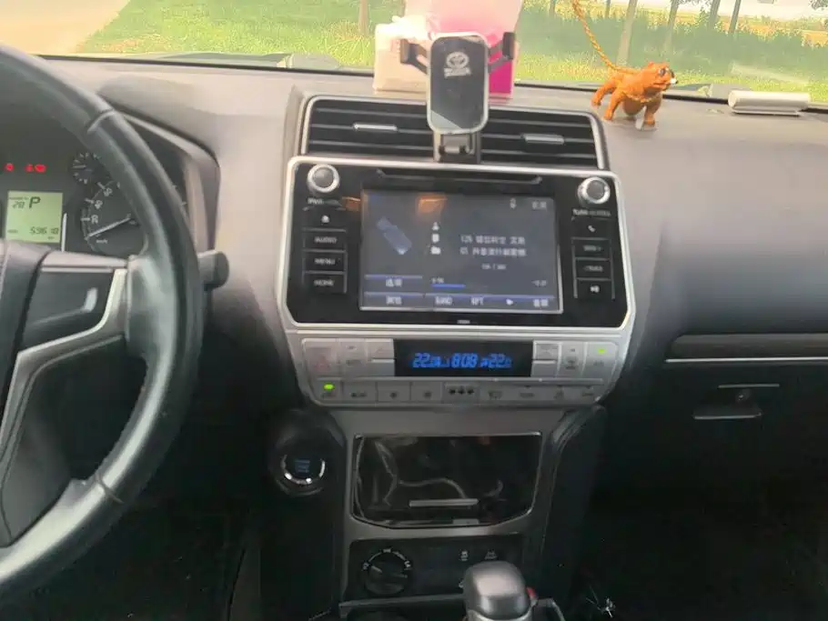 Toyota Prado 2018 — фото 13