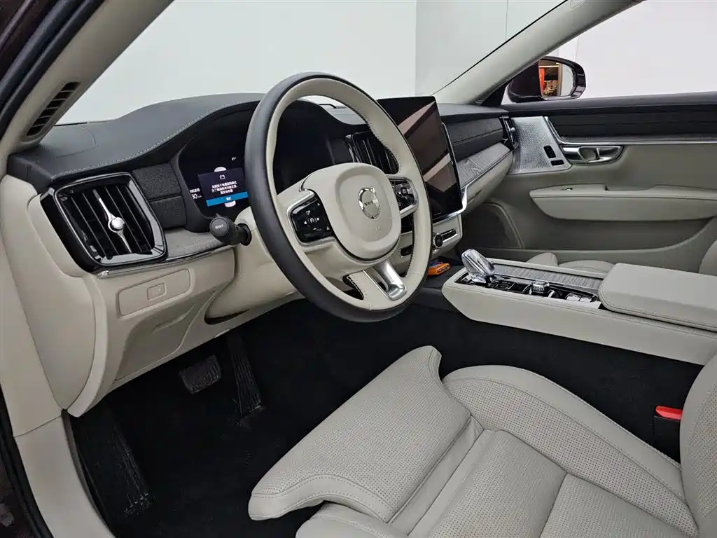 Volvo S90 2025 — фото 8