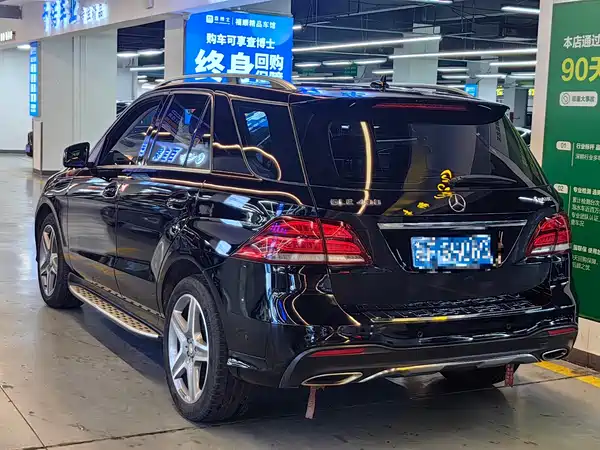 Mercedes-Benz GLE 2015