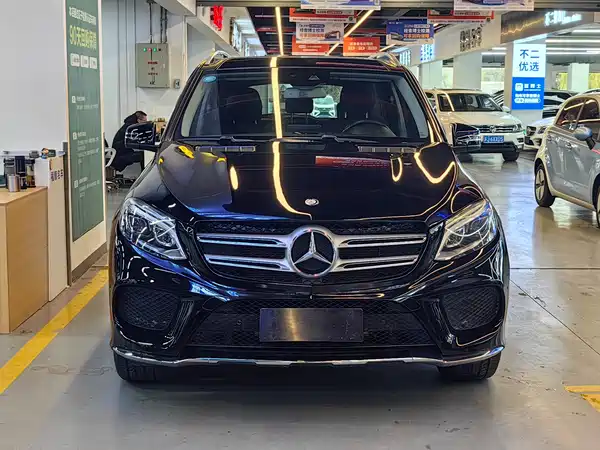Mercedes-Benz GLE 2015