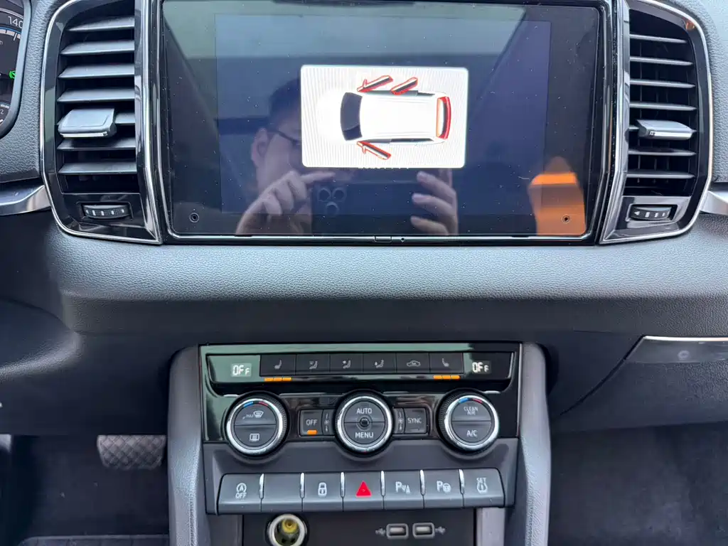 Skoda Karoq 2022 — фото 10