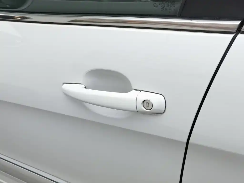 Peugeot 408 2013 — фото 18