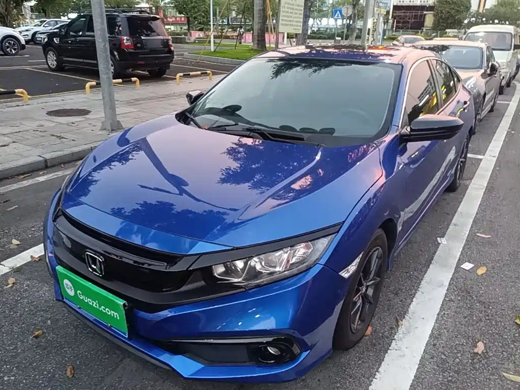 Honda Civic 2021 — фото 1