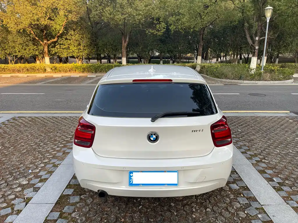 BMW 1 Series 2015 — фото 25