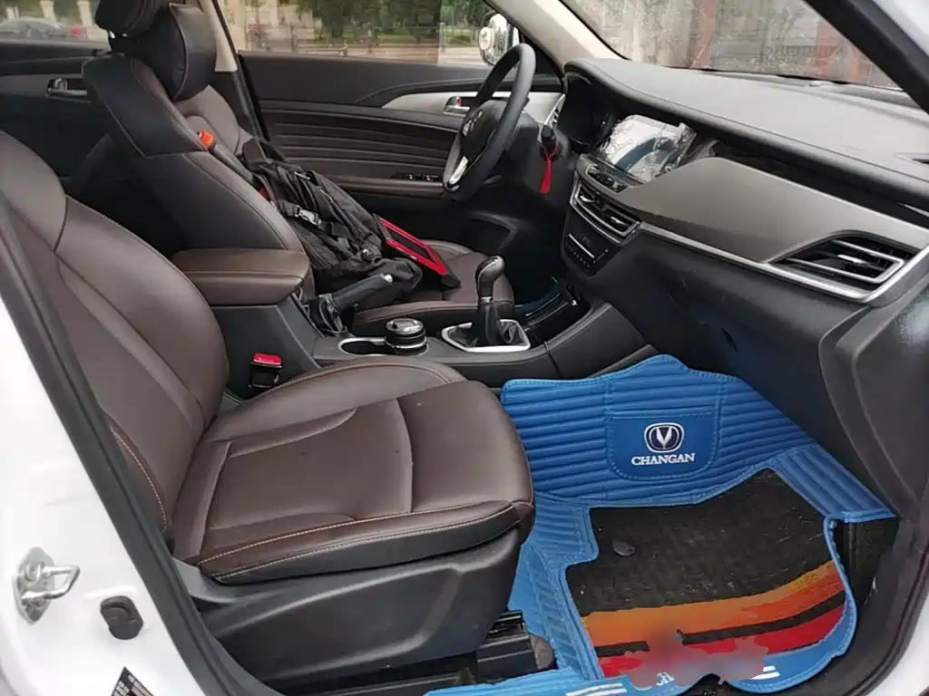 Changan CS35PLUS 2019 — фото 25
