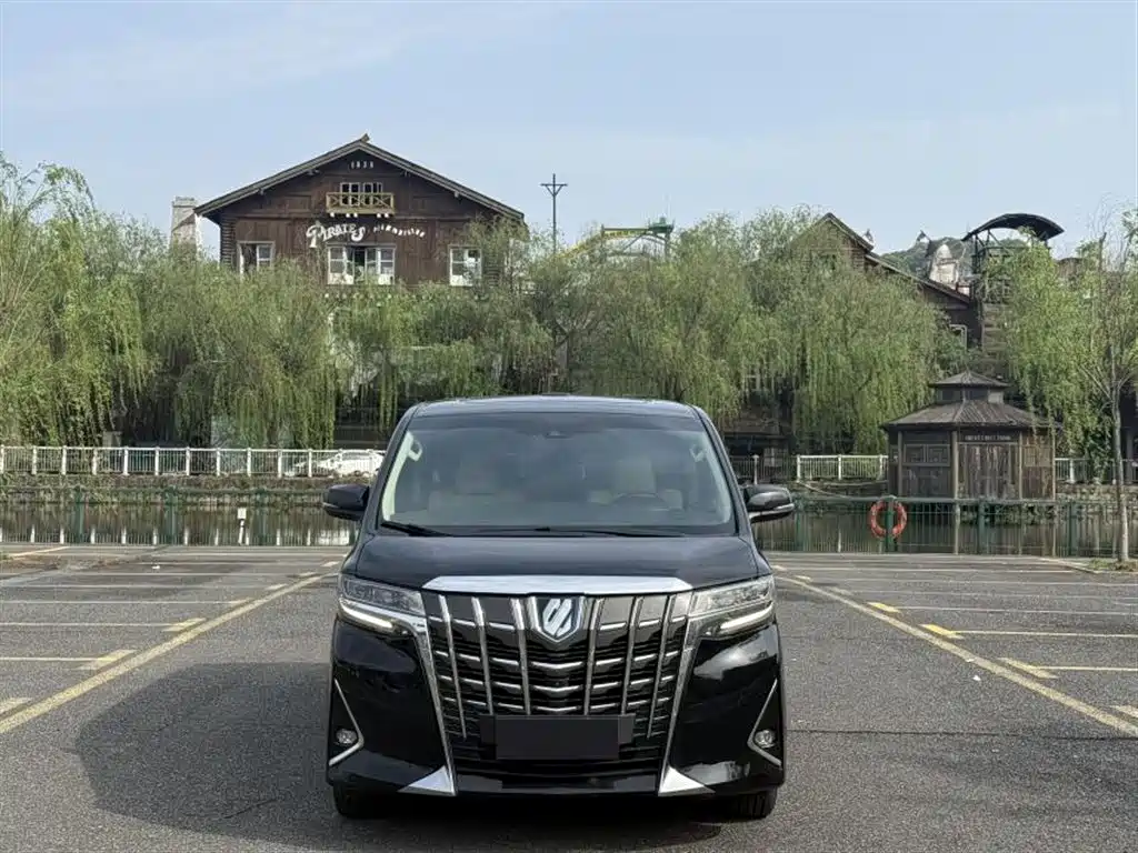 Toyota Alphard 2019 — фото 3