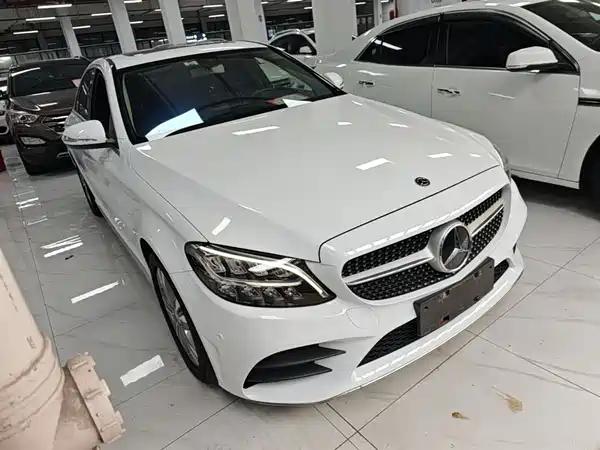 Mercedes-Benz C-Class 2020