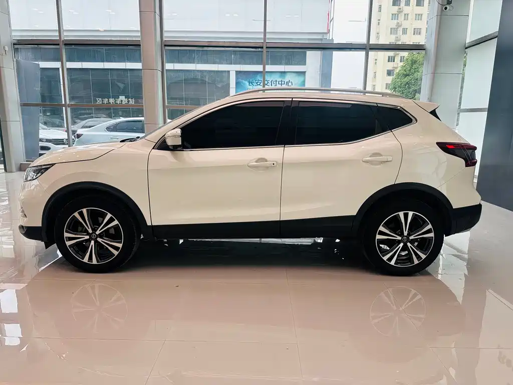 Nissan Qashqai 2022 — фото 7