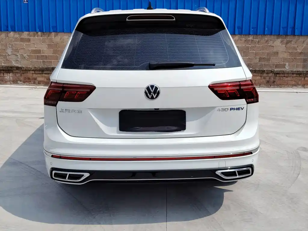 Volkswagen Tiguan L 2023 — фото 6