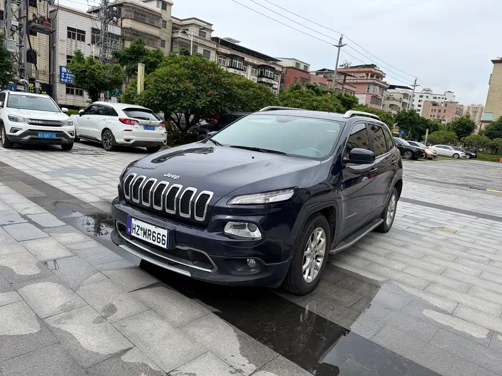 Jeep Cherokee 2017