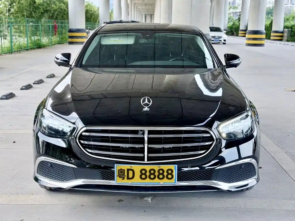 Mercedes-Benz E-Class 2023 — фото 1