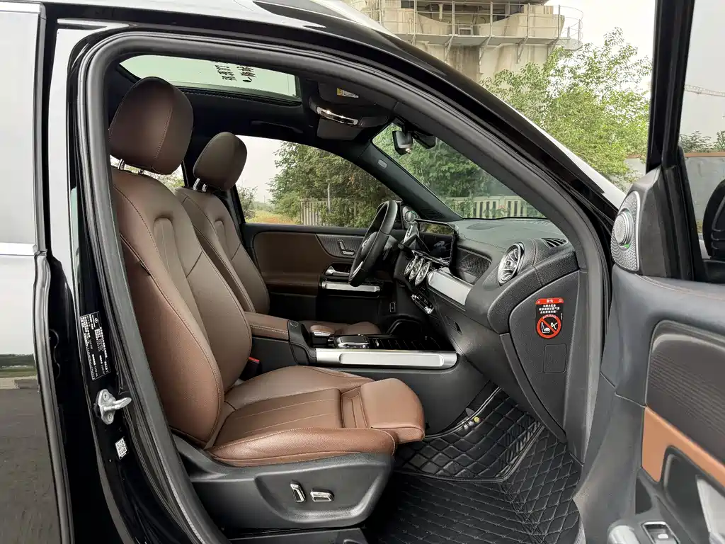 Mercedes-Benz GLB 2020 — фото 11