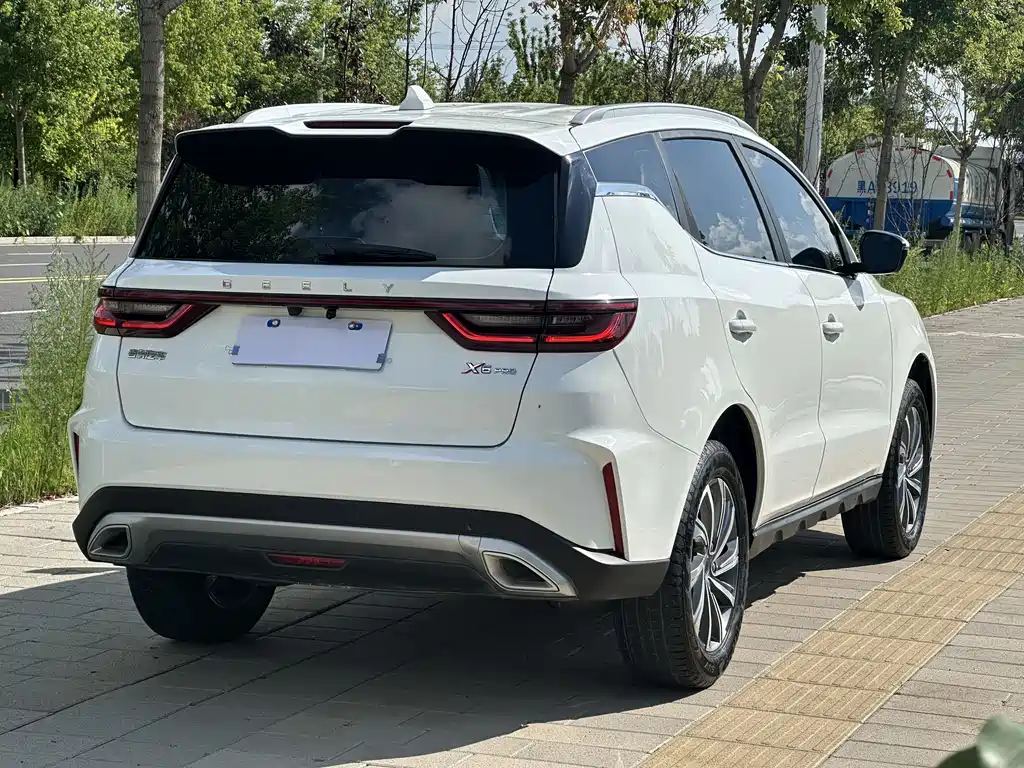 Geely Vision X6 2021