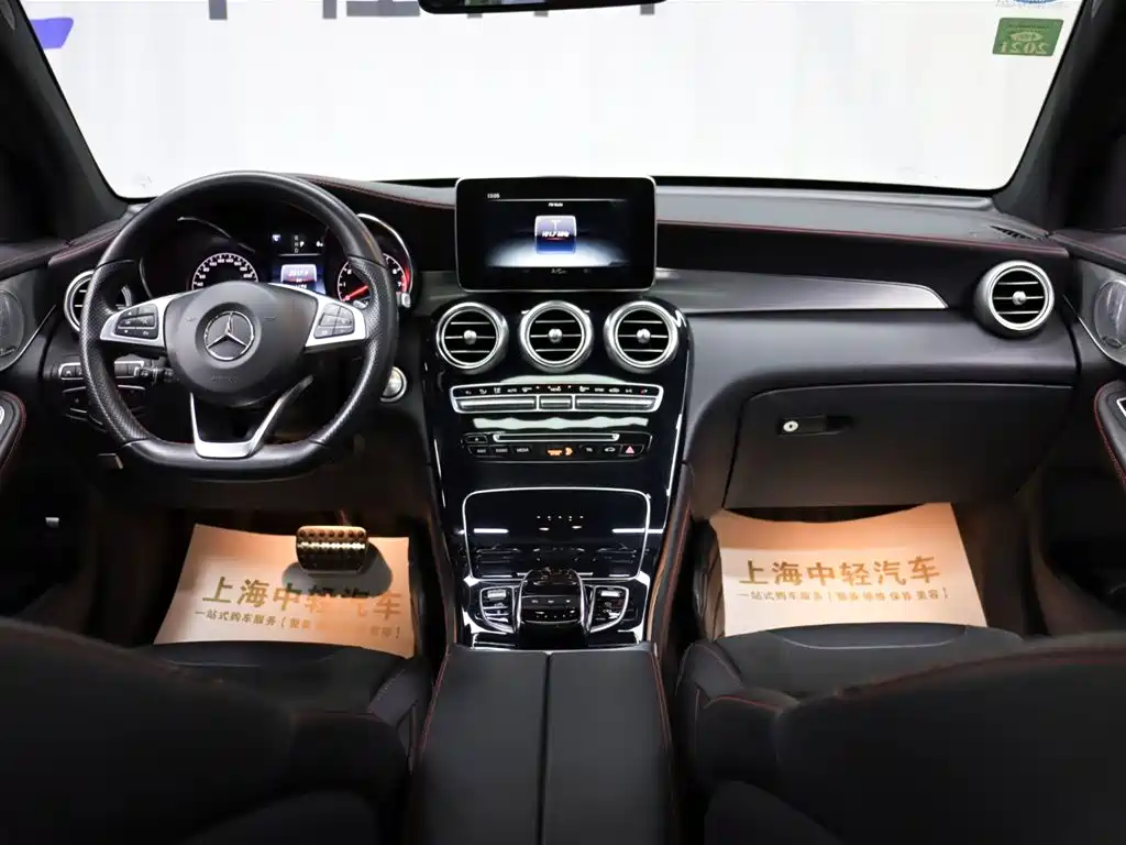 Mercedes-Benz GLC AMG 2019 — фото 14