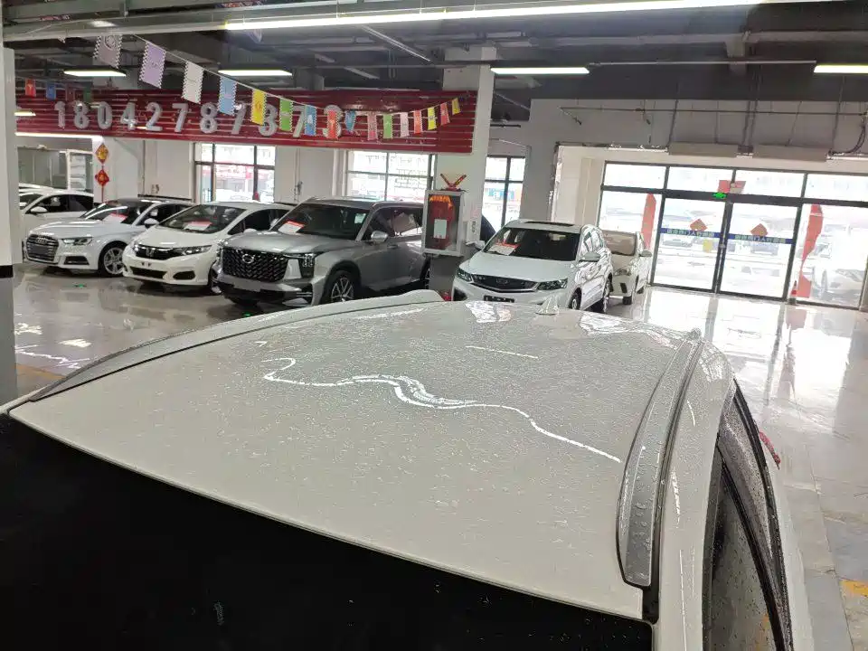 Toyota Yaris L 2022