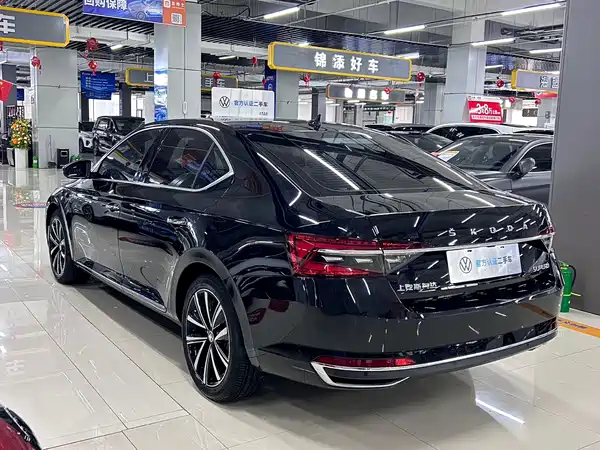 Skoda Superb 2023