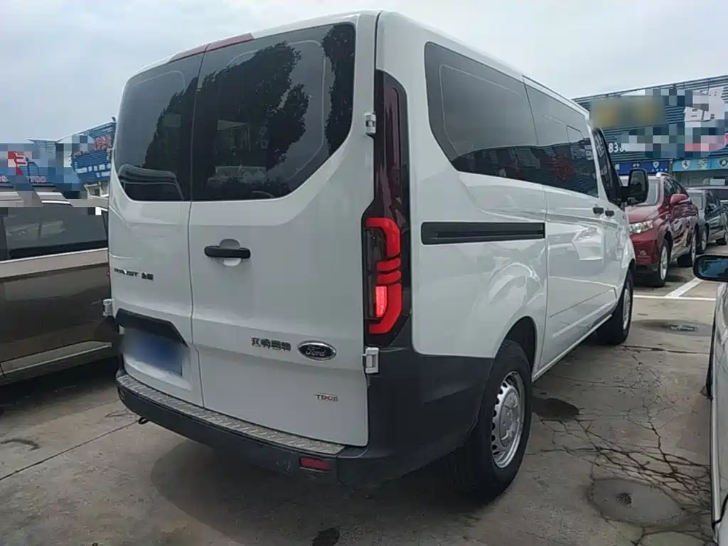 Ford Transit 2024