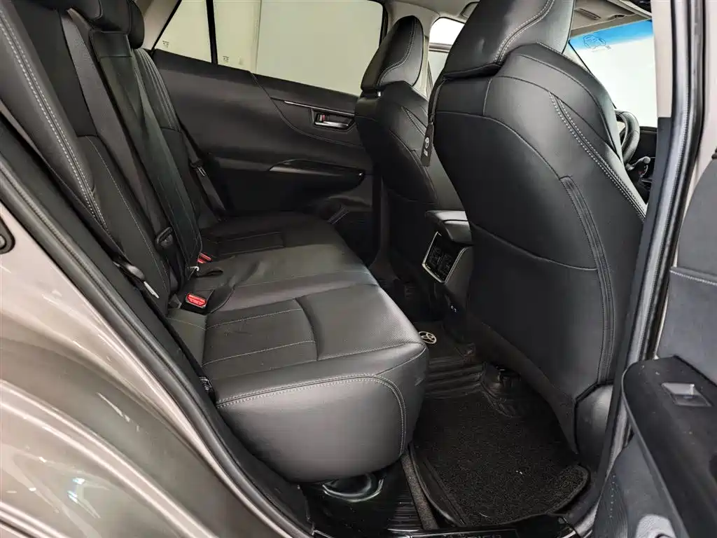 Toyota Harrier 2022 — фото 16