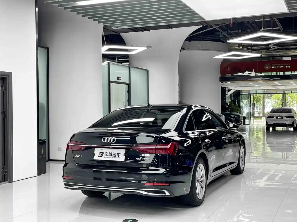 Audi A6L 2023 — фото 13