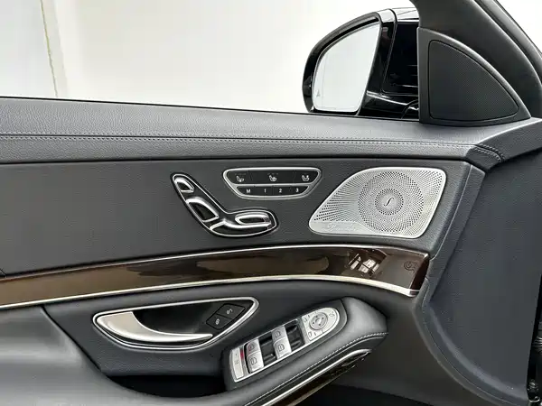Mercedes-Benz Maybach S-Class 2020