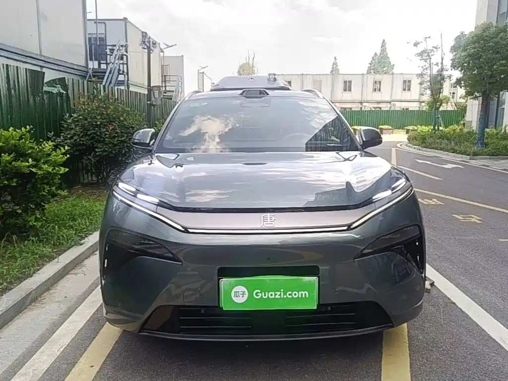 BYD Tang L 2025