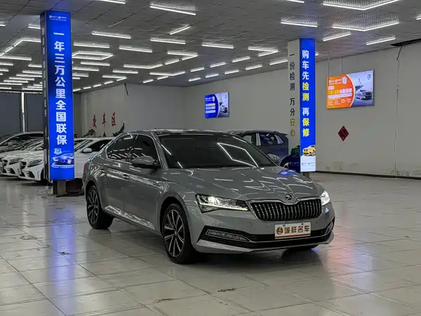 Skoda Superb 2023