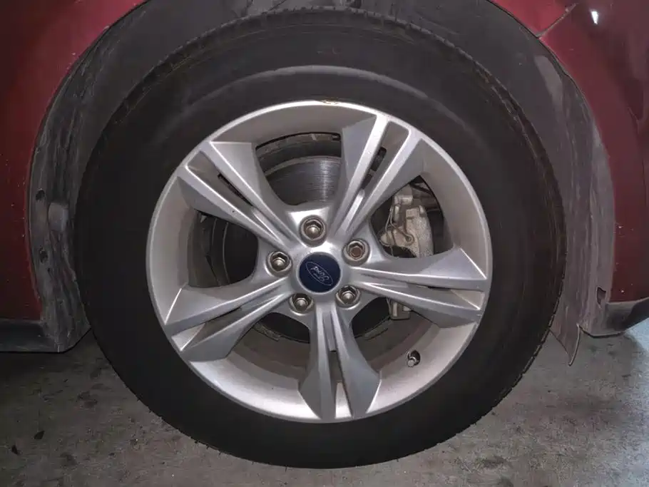 Ford Focus 2014