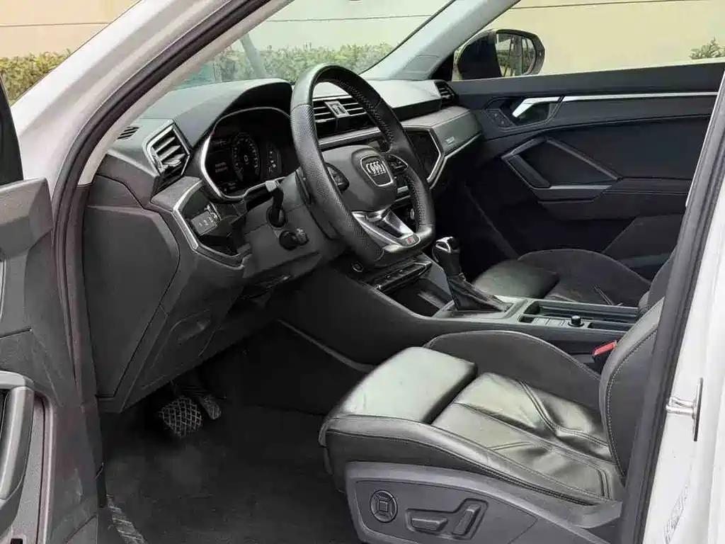 Audi Q3 Sportback 2022 — фото 6