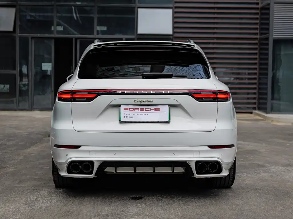 Porsche Cayenne Hybrid 2019 — фото 4