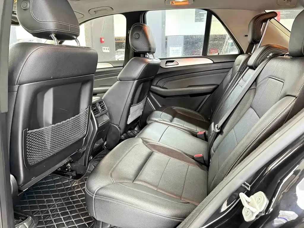 Mercedes-Benz M-Class 2015 — фото 11