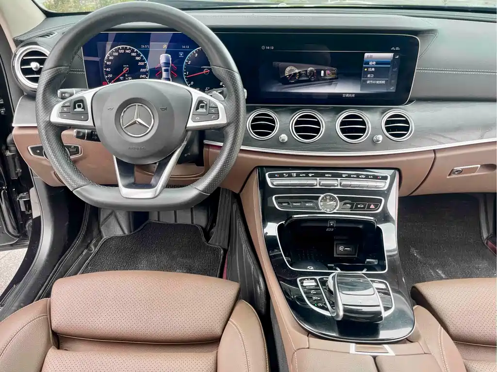 Mercedes-Benz E-Class 2018 — фото 11