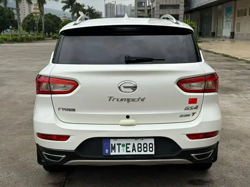 GAC Trumpchi GS4 2017 — фото 8