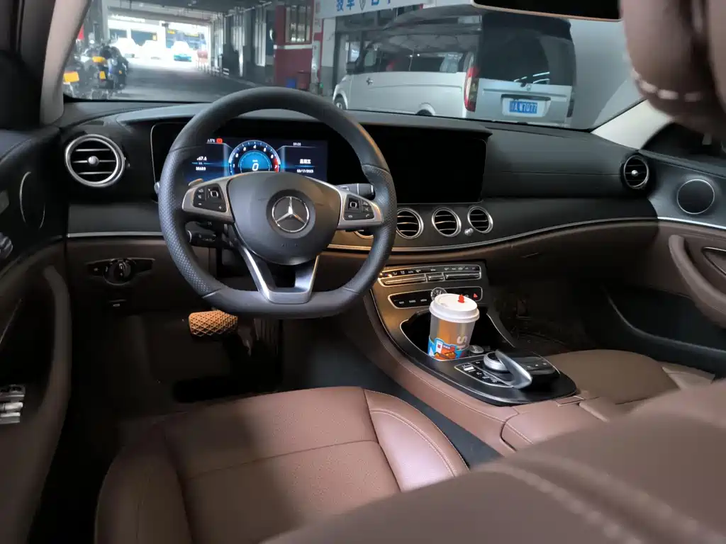 Mercedes-Benz E-Class 2018 — фото 4