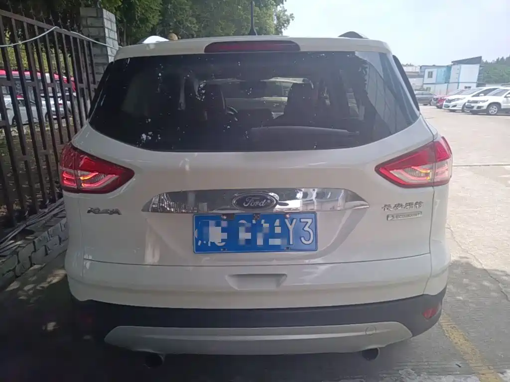 Ford Kuga 2015 — фото 6