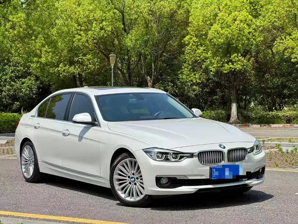 BMW 3 Series 2018 — фото 2