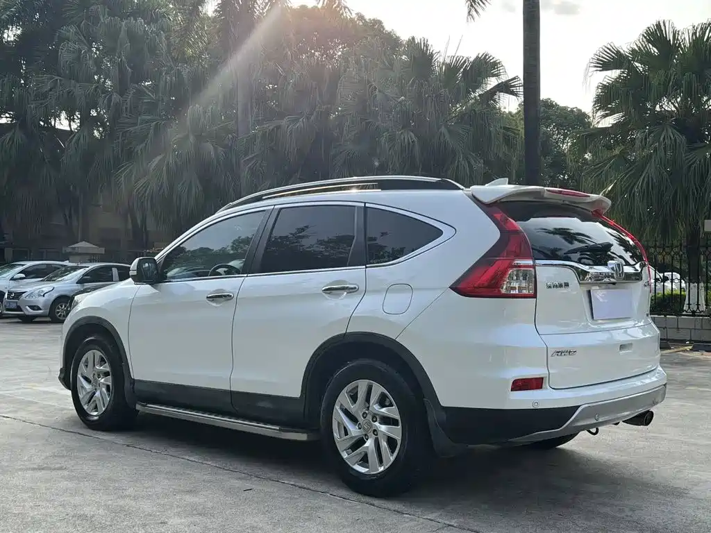 Honda CR-V 2015 — фото 9
