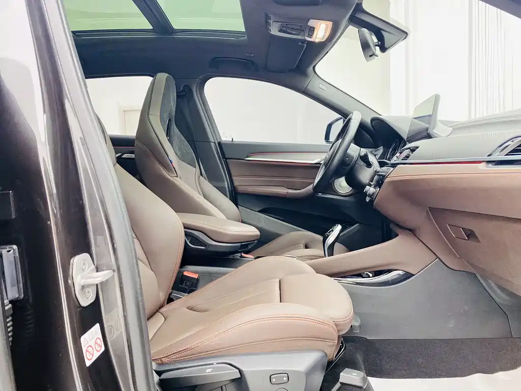 BMW X2 2021 — фото 16