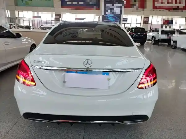 Mercedes-Benz C-Class 2021