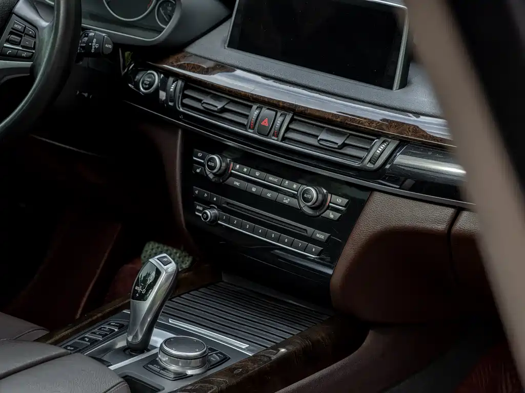BMW X5 2017 — фото 13