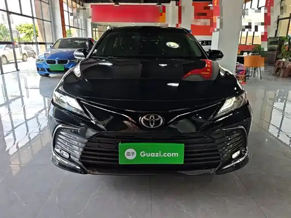 Toyota Camry 2021