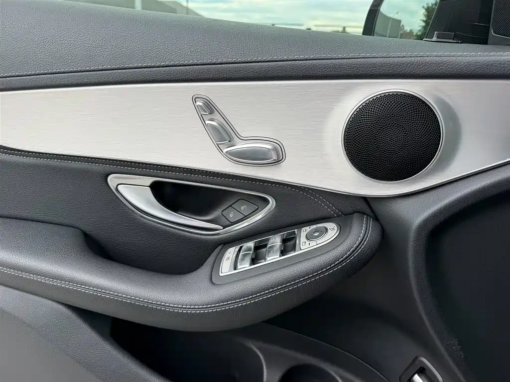 Mercedes-Benz GLC 2019