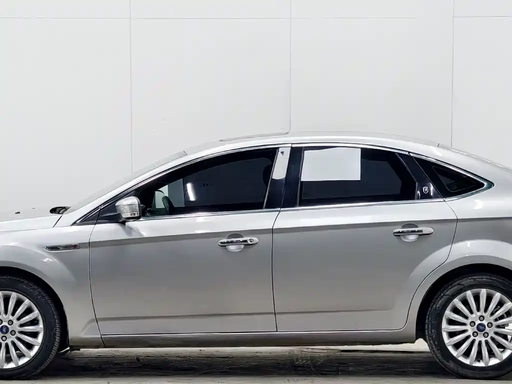Ford Mondeo Zhisheng 2013 — фото 7