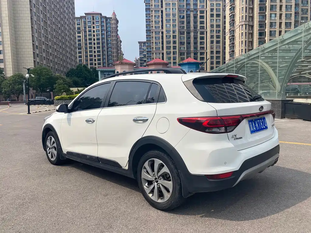 Kia KX Cross 2018 — фото 4