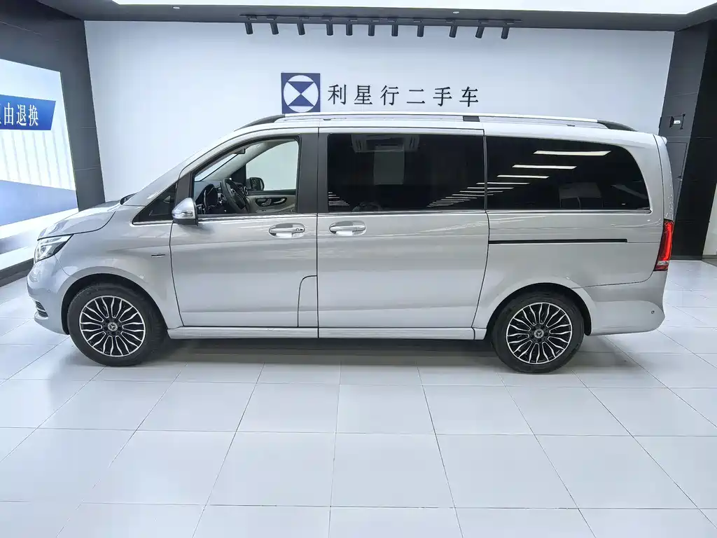Mercedes-Benz V-Class 2020 — фото 2